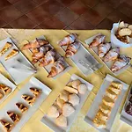 فندق Janas