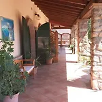Janas فندق Tertenìa