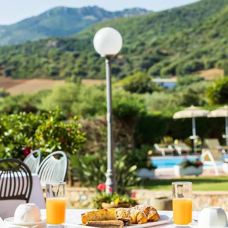 Janas Hotel