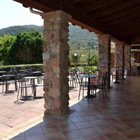 Hotel Janas 3*