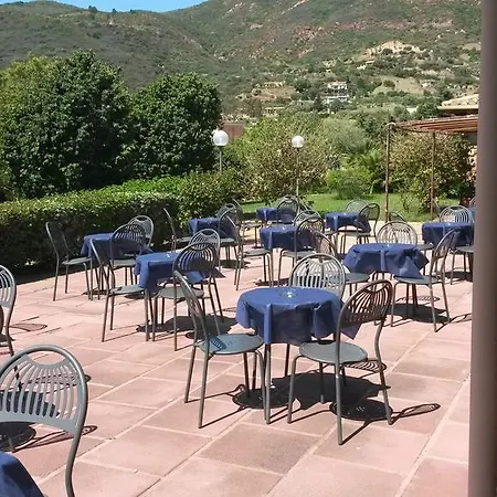 Janas Hotel